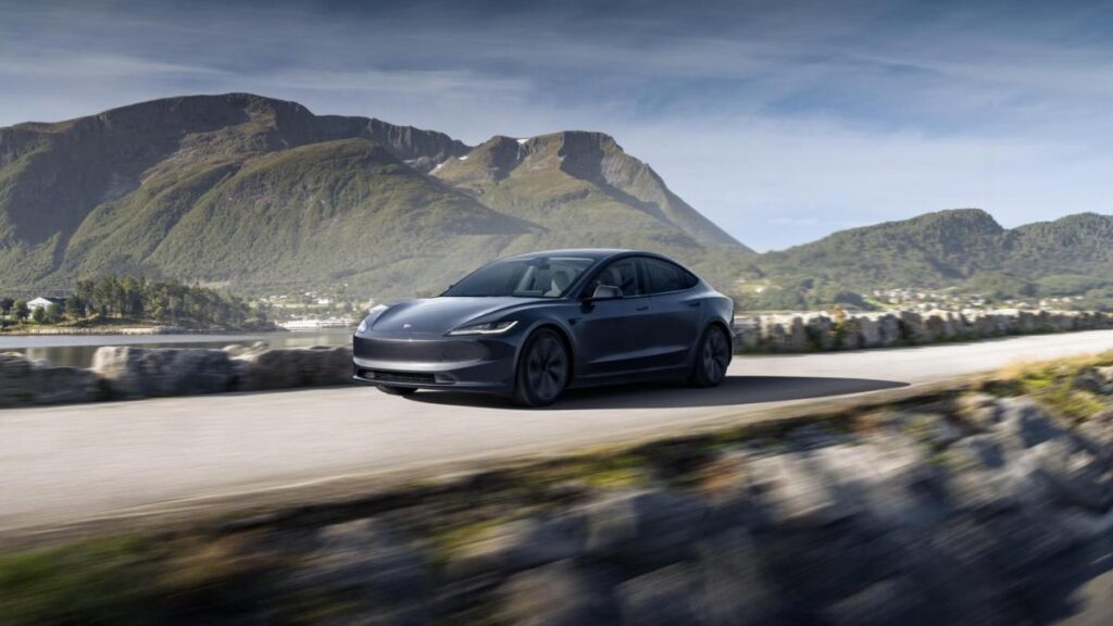 Écran 16 pouces, nouvelles jantes et V2L : la Tesla Model 3 progresse en Chine, la France est prochaine sur la liste