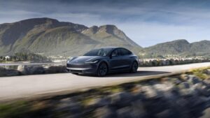 Écran 16 pouces, nouvelles jantes et V2L : la Tesla Model 3 progresse en Chine, la France est prochaine sur la liste